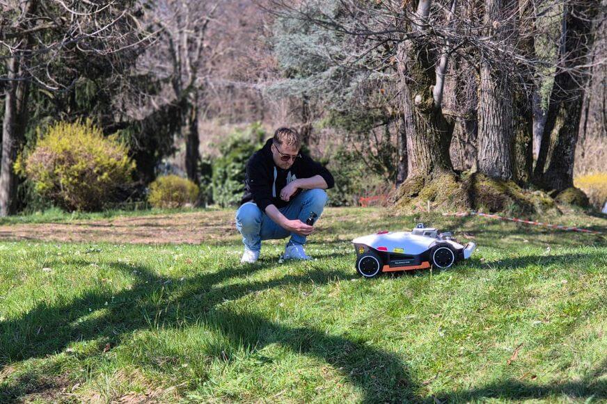 Mammotion LUBA 3 AWD Mähroboter im Smart Home Fox Praxistest. 